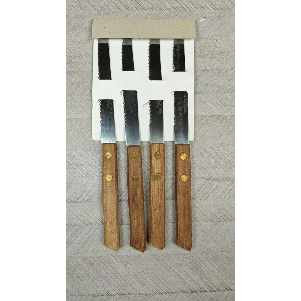 Champion Steak Knife Set of 4 Stainless Steel Blades Wood Handles Japan NEW
